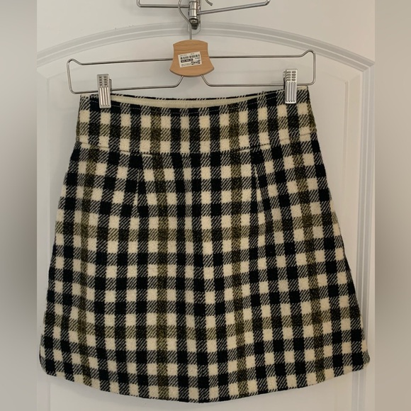 J.Crew Princess Mini Skirt in Double Serge Wool. Size 00. Black and White Plaid - Picture 3 of 11